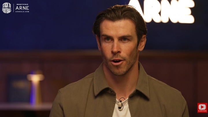 开云-贝尔：C罗一直想进球、超越梅西 有几次我没传球自己打丢他很沮丧